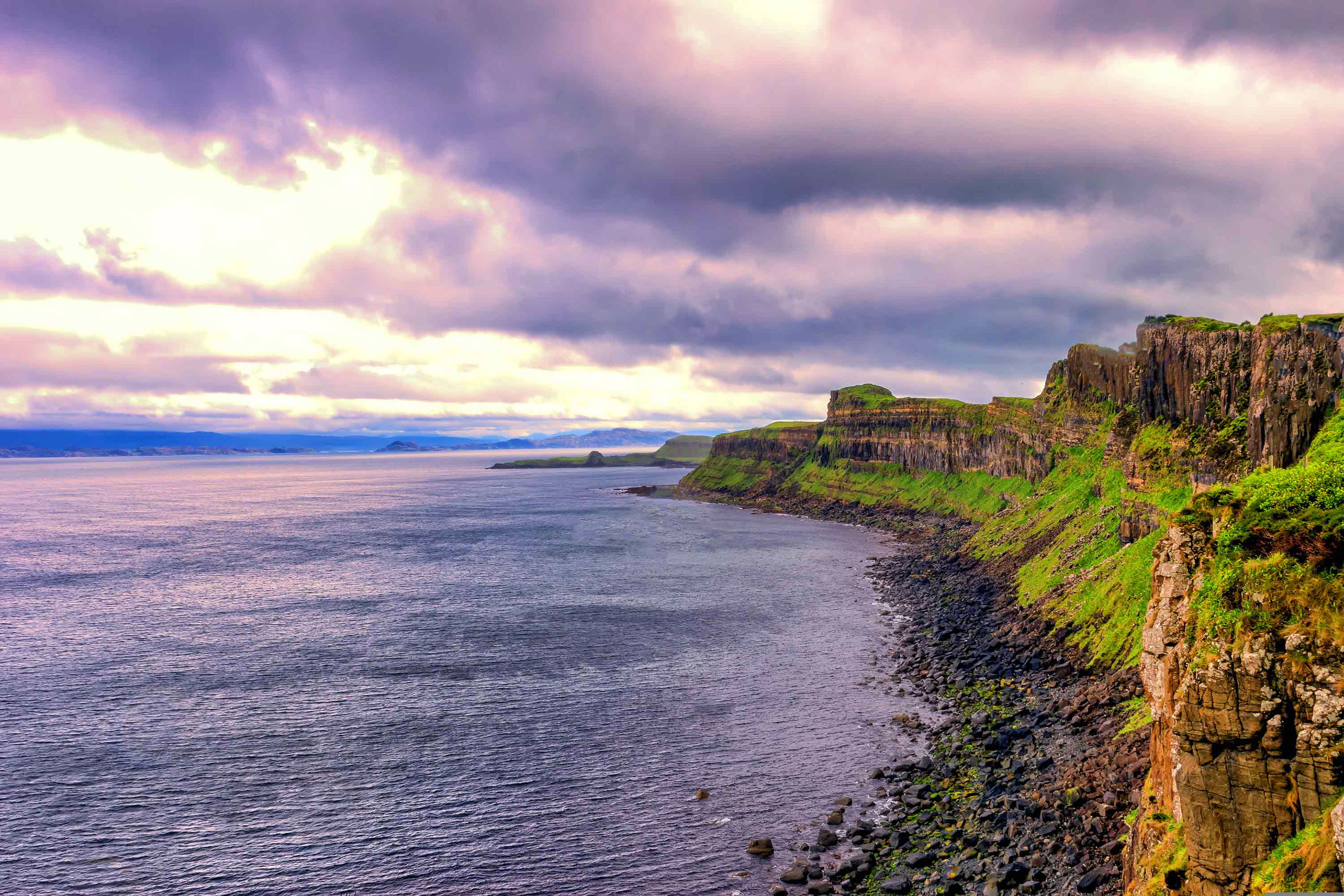 Explore the Isle of Skye on a tour with Discover Skye private hire tours including scenic locations like Kilt Rock Waterfall and Brothers Point